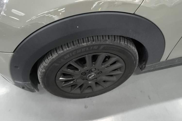 Used  MINI 2021 1.5T COOPER Classic Edition
