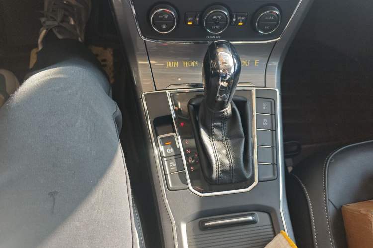 Used Volkswagen Passat 2016 1.8T Government Procurement Version (CEA Engine + 6AT)