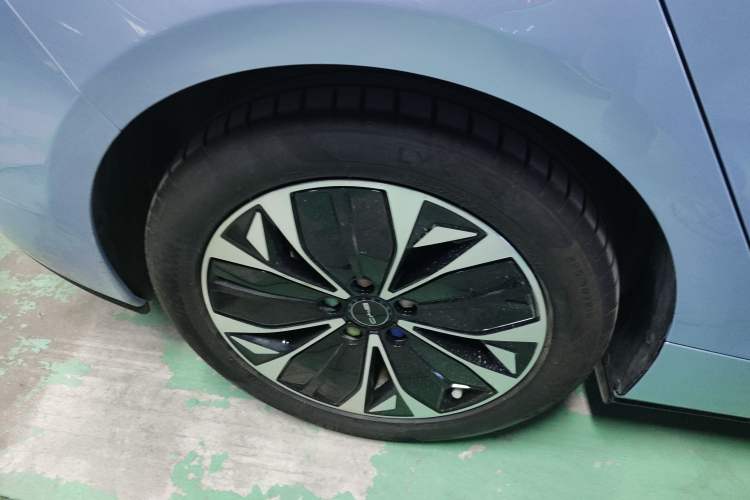 Used BYD Seal 2022 550 km Standard Range Rear-Wheel Drive Prestige Version
