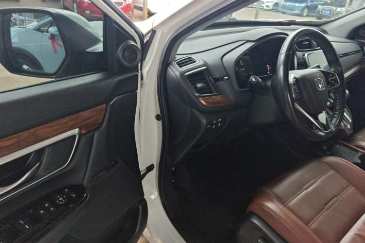 Used Honda CR-V 2021 240TURBO CVT 2WD Fashion Edition