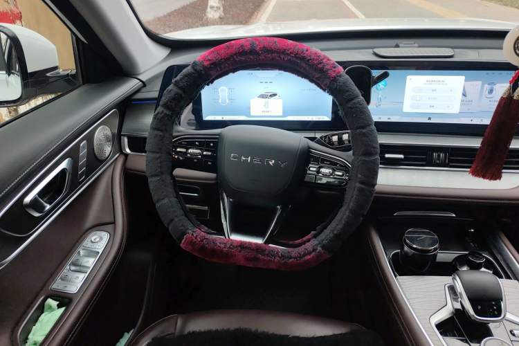 Used Chery Tiggo 8 PRO 2024 Champion Edition 290T Two-Wheel Drive Peak Version 5 Seats
