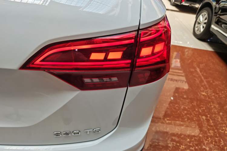 Used Volkswagen Tayron 2020 330TSI Two-Wheel Drive Luxury Smart Connectivity Version
