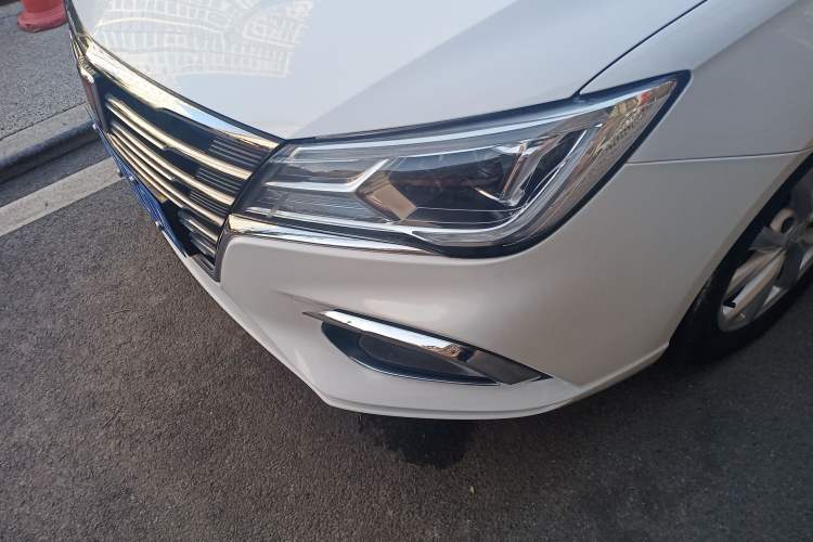 Used Roewe i5 2020 1.5L Automatic 4G Connected Linghao Edition