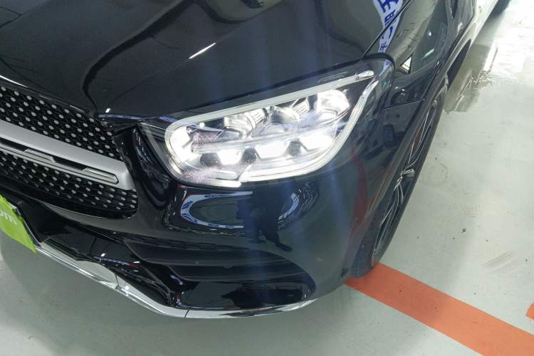 Used Mercedes-Benz GLC 2020 Facelift GLC 260 L 4MATIC Luxury Edition
