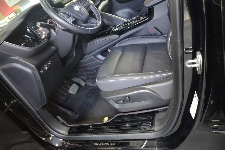 Used Buick Envision 2023 Encore Plus 652T Five-Seat Luxury Model
