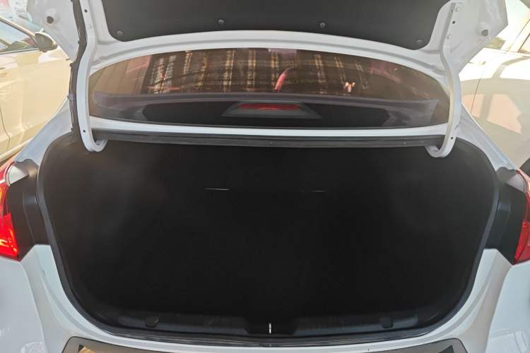 Used Kia K3 2015 1.6L Automatic GLS
