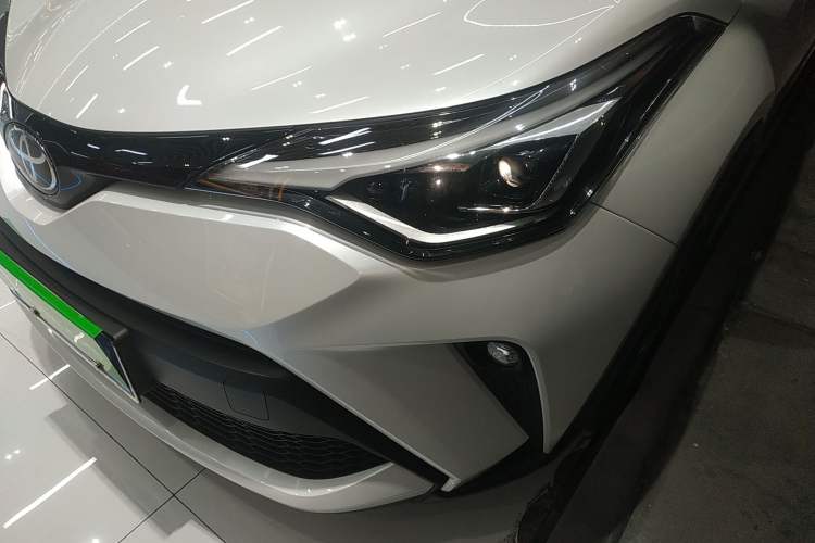 Used Toyota C-HR 2021 2.0L Luxury Edition