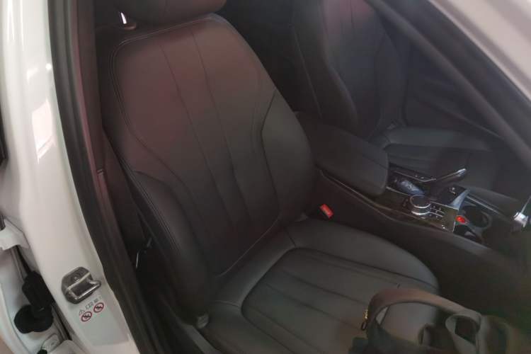 Used BMW 5 Series 2018 525Li M Sport Package
