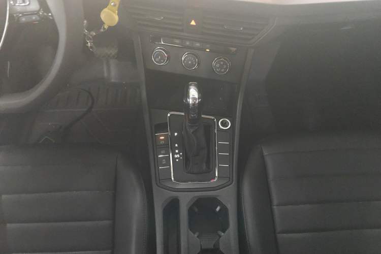 Used Volkswagen Bora 2021 1.5L Automatic Fashionable Smart Connectivity Version
