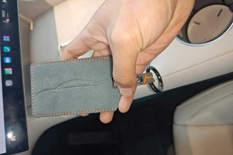 Used  YU7 2025 Ultra-Long Range High-Performance All-Wheel-Drive Max Edition
