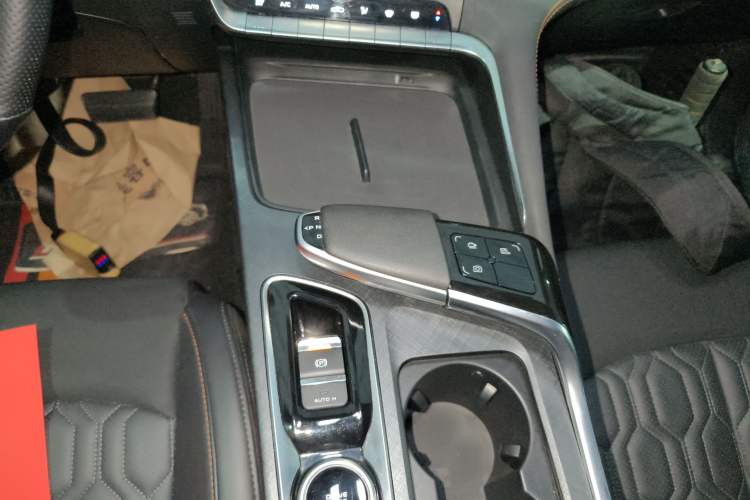 Used Changan UNI-T 2022 1.5T Prestige Version
