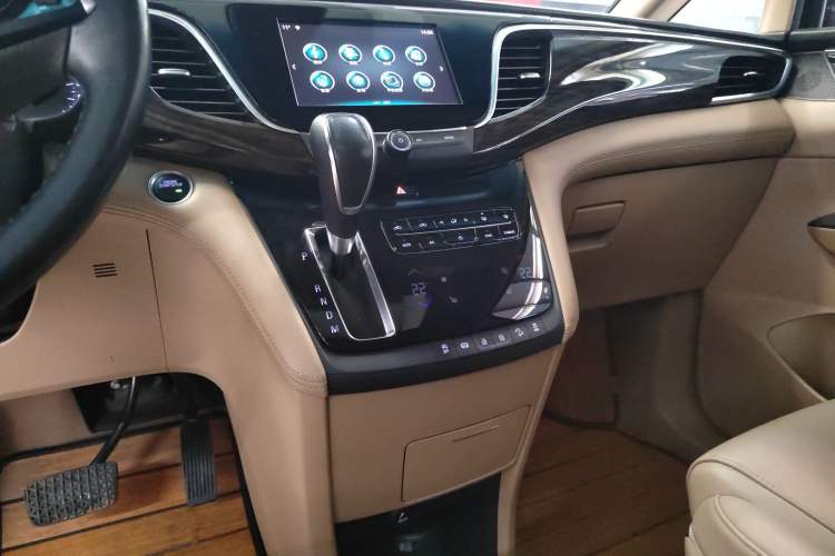 Used Buick GL8 2018 ES 28T Luxury Model China VI Standard