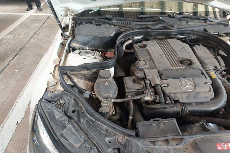 Used Mercedes-Benz E-Class 2014 Restyled E 260 L Sport Edition
