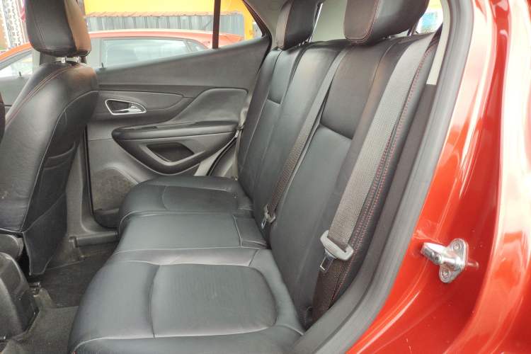 Used Buick Encore 2015 1.4T Automatic Two-Wheel Drive Urban Elite Version
