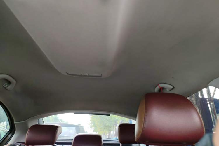 Used Skoda Octavia 2015 Classic Model 1.6L Manual Eado Version
