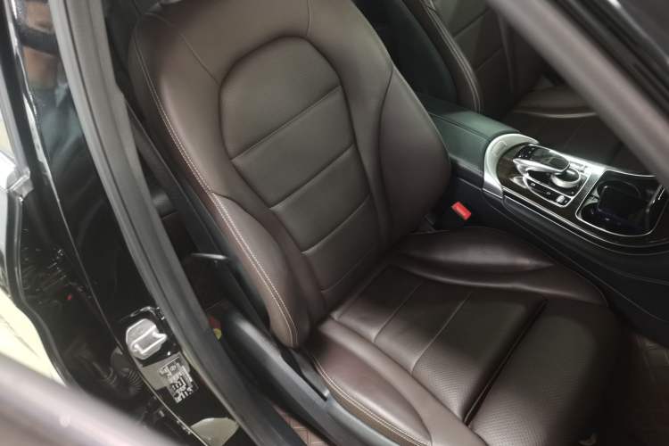 Used Mercedes-Benz GLC 2018 GLC 260 4MATIC Dynamic Edition
