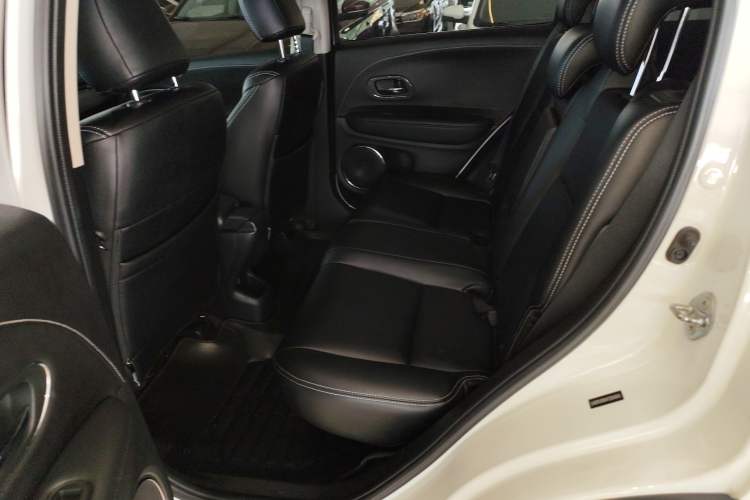 Used Honda Vezel 2015 1.8L CVT 2WD Luxury Model