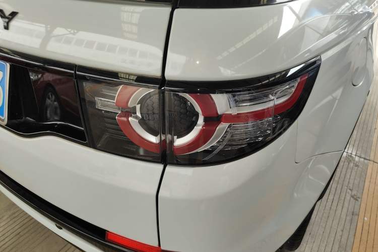 Used Land Rover Discovery Sport 2019 240 PS SE Dynamic Version China V Standard
