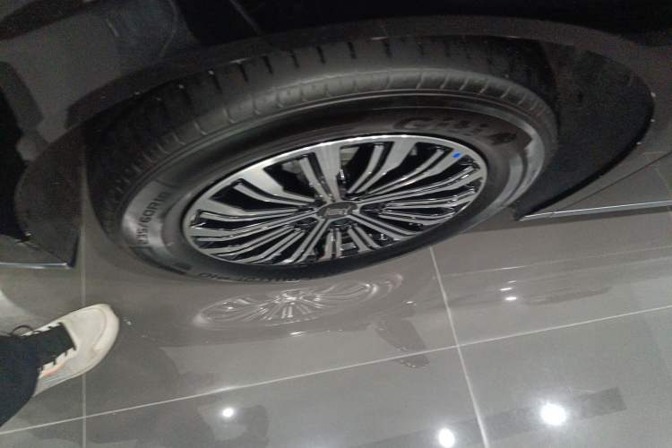 Used BYD Xia 2025 DM-i 1.5T 180km Beyond Edition
