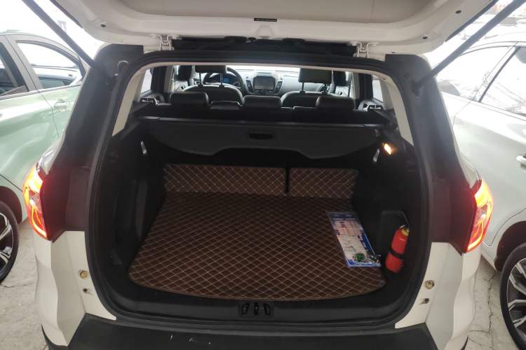 Used Ford Kuga 2018 EcoBoost 180 Two-Wheel-Drive Platinum Edition