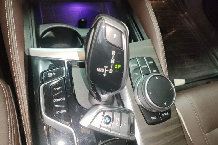 Used BMW 5 Series 2022 Updated 530Li Leading Edition Luxury Package
