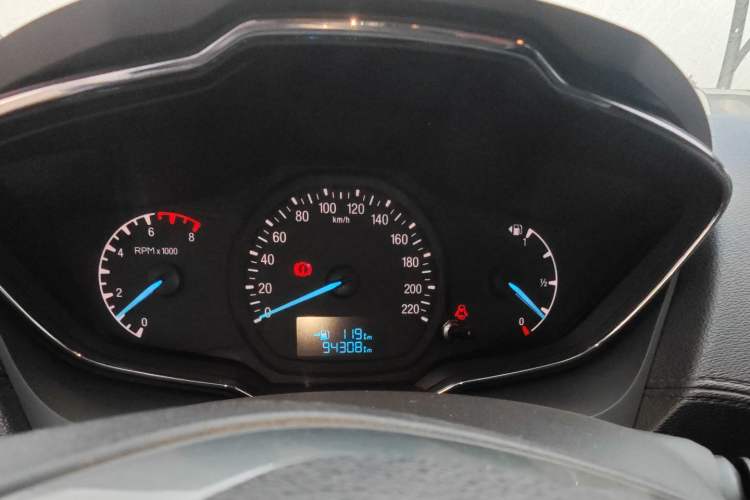 Used Ford Escort 2015 1.5L Manual Fashion Edition
