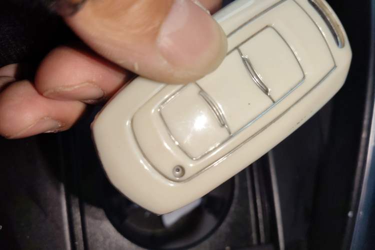 Used Geely Auto Emgrand X7 Sport 2021 1.8TD DCT Two-Wheel Drive Asian Games Edition
