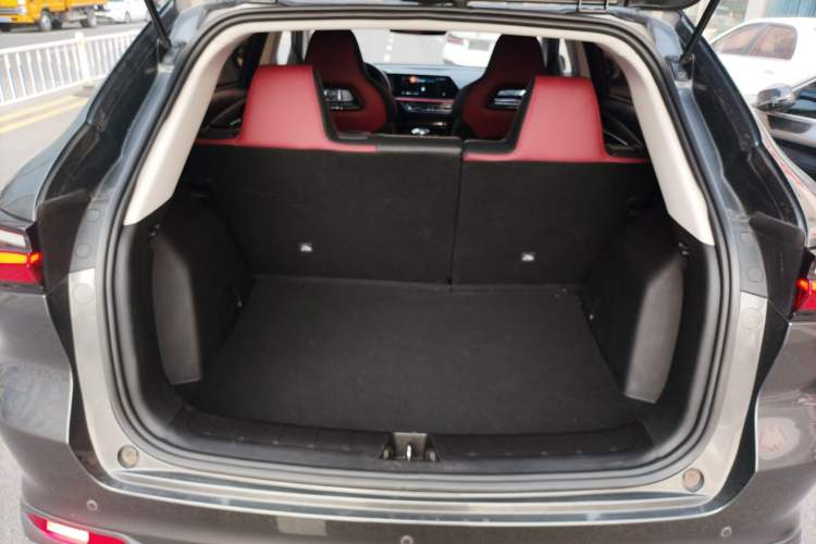 Used Oshan X5 2021 1.5T DCT Prestige Edition
