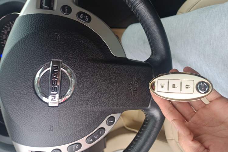 Used Nissan Qashqai 2015 2.0 XL Coolfire CVT 2WD
