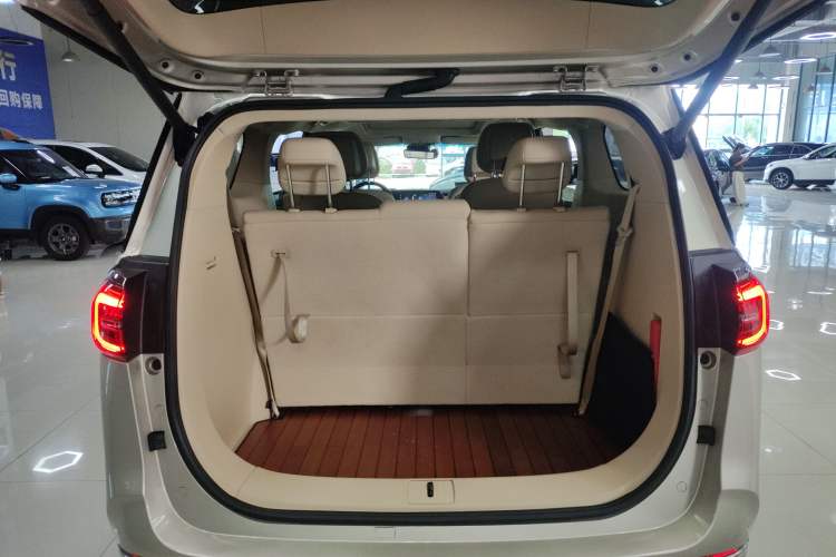 Used Buick GL8 2023 ES Lu Zun Luxury Model
