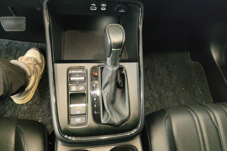 Used Honda Breeze 2023 240TURBO Two-Wheel-Drive Elite PRO 7-Seater