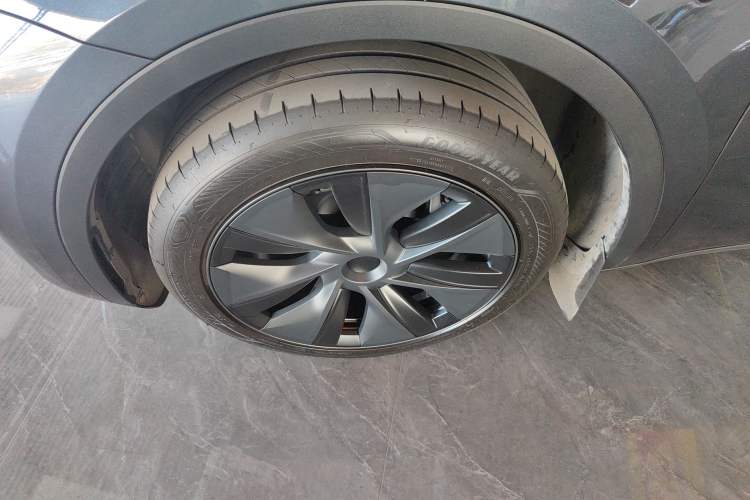 Used Tesla Model Y 2024 Rear-Wheel-Drive Version