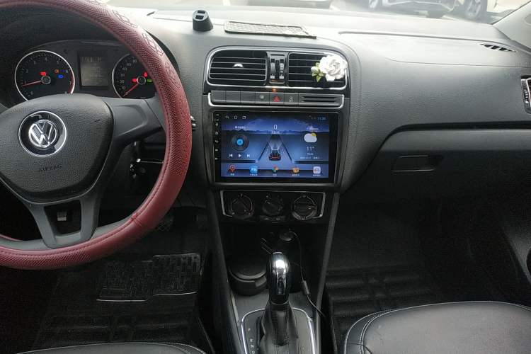 Used Volkswagen Polo 2014 1.6L Automatic Comfort Edition