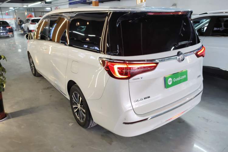Used Buick GL8 2023 ES Lu Zun Deluxe Model
