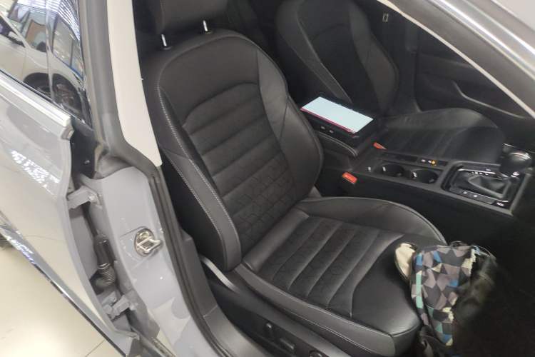 Used Volkswagen FAW-Volkswagen CC 2021 Estate Car 380TSI Vizion Edition
