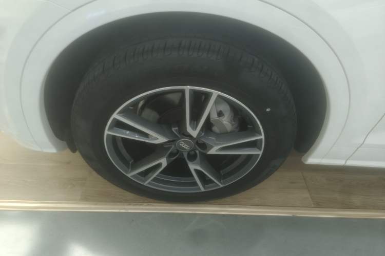 Used Audi Q5L 2020 Updated 40 TFSI Prestige Fashion Edition
