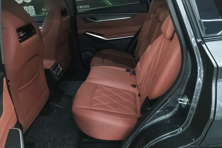 Used Changan CS75 PLUS 2023 3rd Generation 1.5T Automatic Prestige Model
