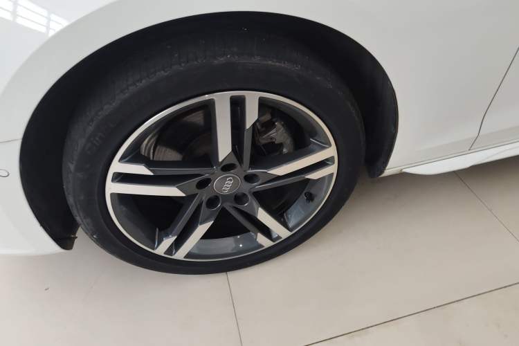 Used Audi A4L 2020 40 TFSI Luxury Dynamic Model