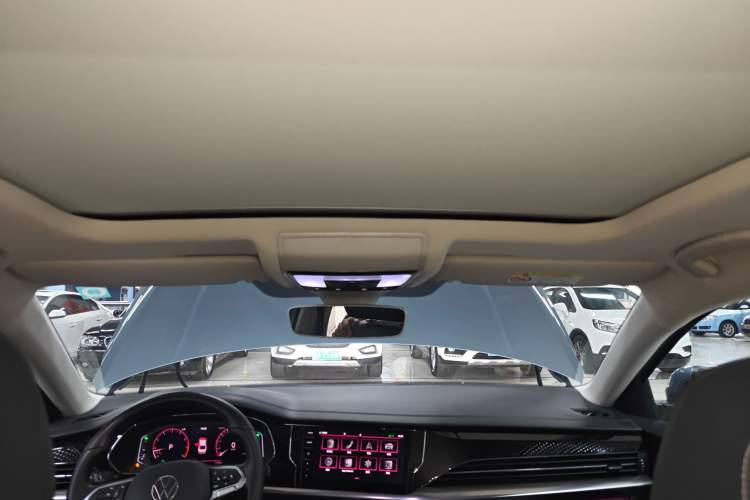 Used Volkswagen Passat 2022 330TSI Starry Luxury Edition

