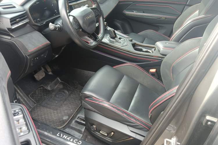 Used Lynk & Co 05 2020 2.0TD Four-Wheel Drive HypeHalo