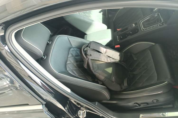 Used Volkswagen Magotan GTE Plug-in Hybrid 2022 GTE Luxury Model
