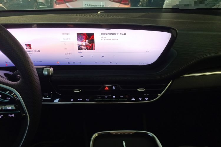 Used Buick LaCrosse 2025 28T Platinum Edition
