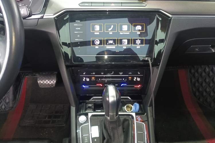 Used Volkswagen Magotan 2020 330TSI DSG Leading Model
