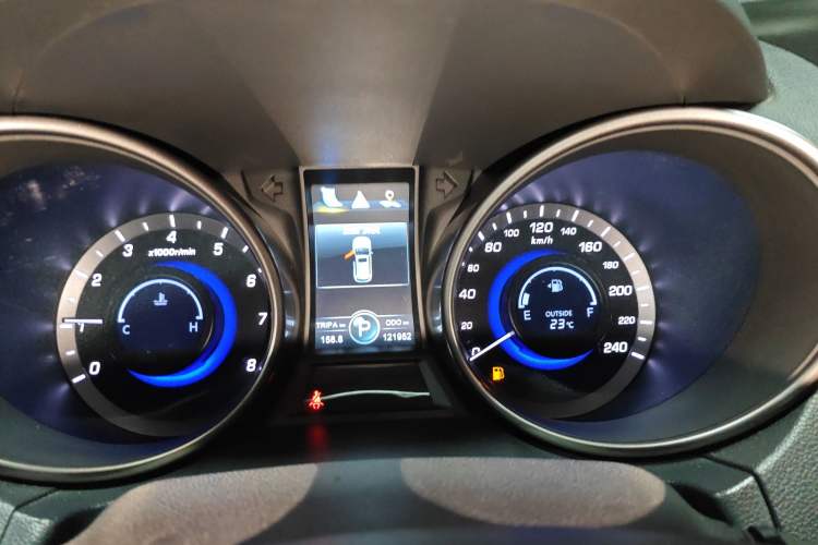 Used Changan CS75 2016 1.8T Automatic Elite Model China V Standard