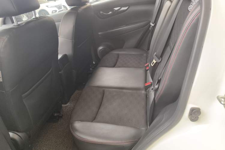 Used Nissan Qashqai 2016 2.0L CVT Luxury Edition
