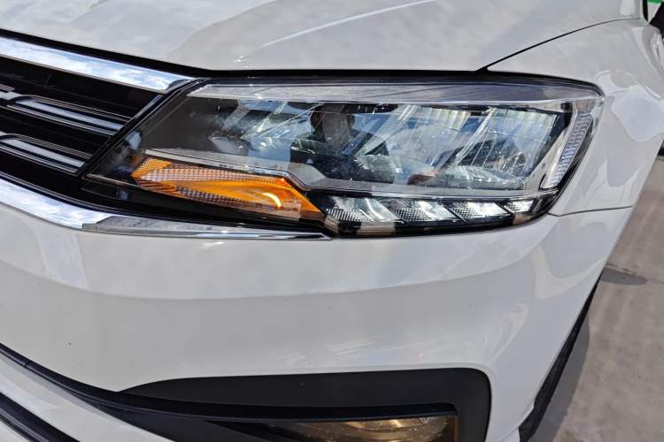 Used Volkswagen Lamando 2021 230TSI DSG Fashion Edition
