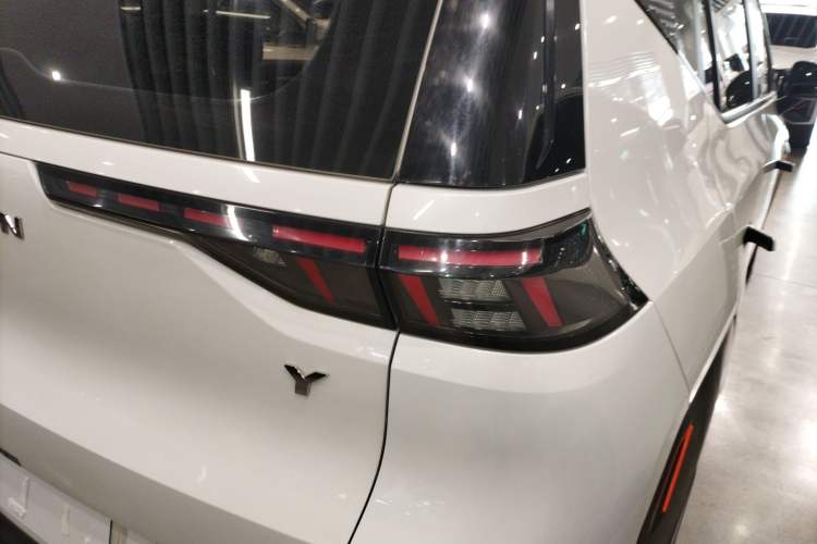 Used AION Y 2021 70 Intelligent Edition
