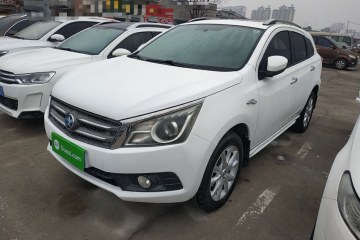 Used Venucia T70 2015 2.0L CVT Smart Edition