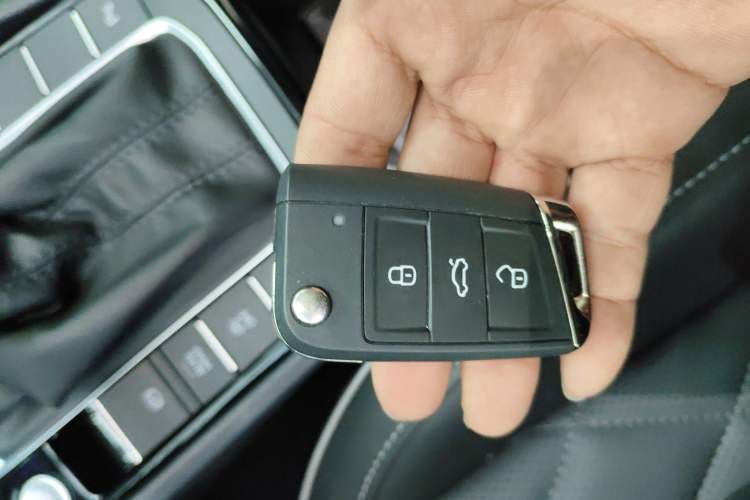 Used Volkswagen Sagitar 2025 Revised Version 2 300TSI DSG Excellence Edition
