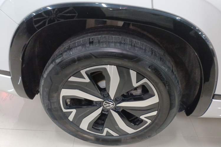 Used Volkswagen Tayron GTE Plug-in Hybrid 2023 280TSI Luxury Plus Advanced Edition
